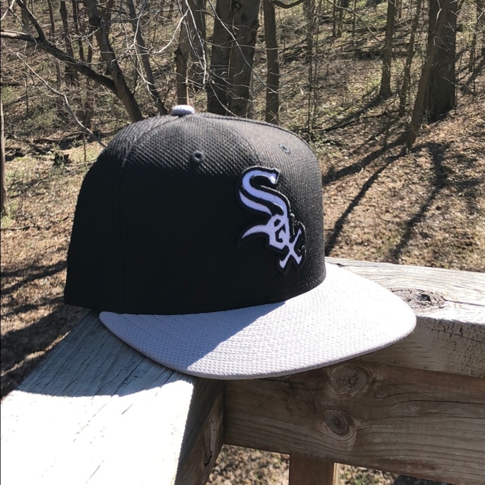 New Era 59Fifty Chicago White Sox Hat MLB 7 1/8